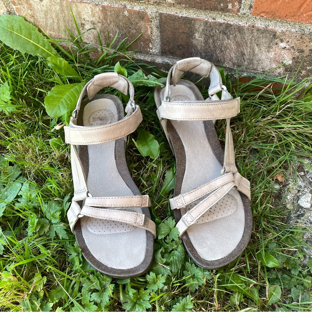 Leather Low Wedge Sandals